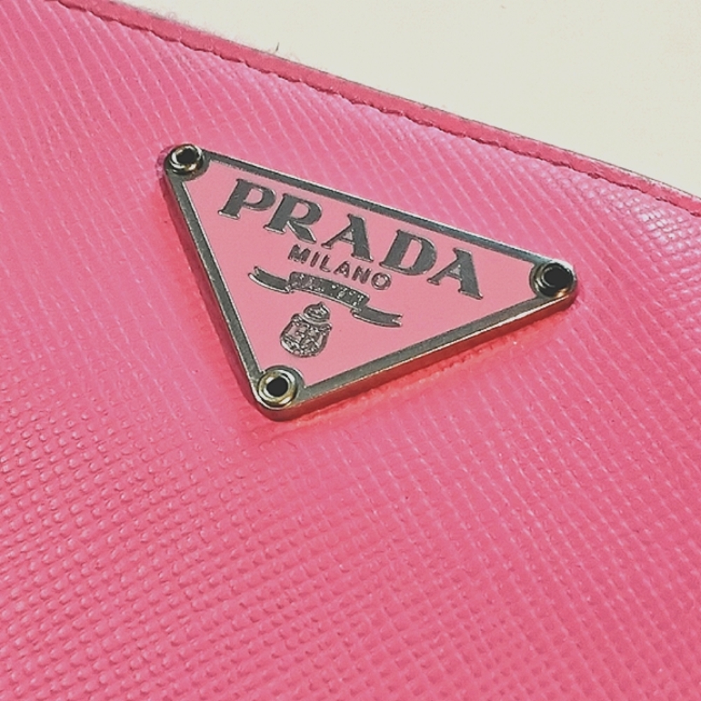 Prada Zip Around Long Wallet Saffiano Leather. Triangle Emblem USED